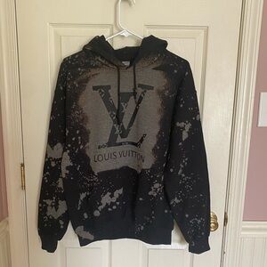 LV Hooded Sweatshirt Hoodie. Medium